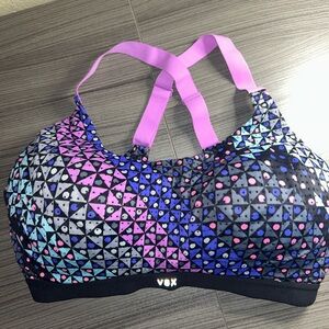 Victoria’s Secret VSX Sport Bra 34DD Black Geometric Pink Strappy Back